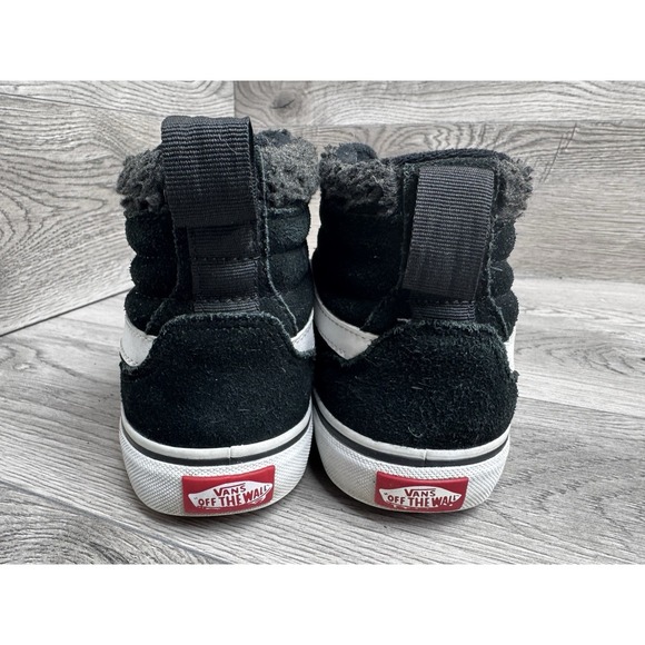 Vans SK8-Hi Shoes Black Suede Faux Fur Sherpa Women's Size 6 - Picture 6 of 11